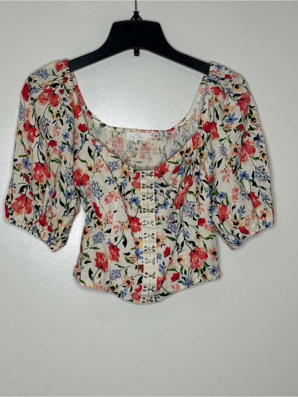 ASTR the Label Hook & Eye Square Neck Top - Picture 6 of 13